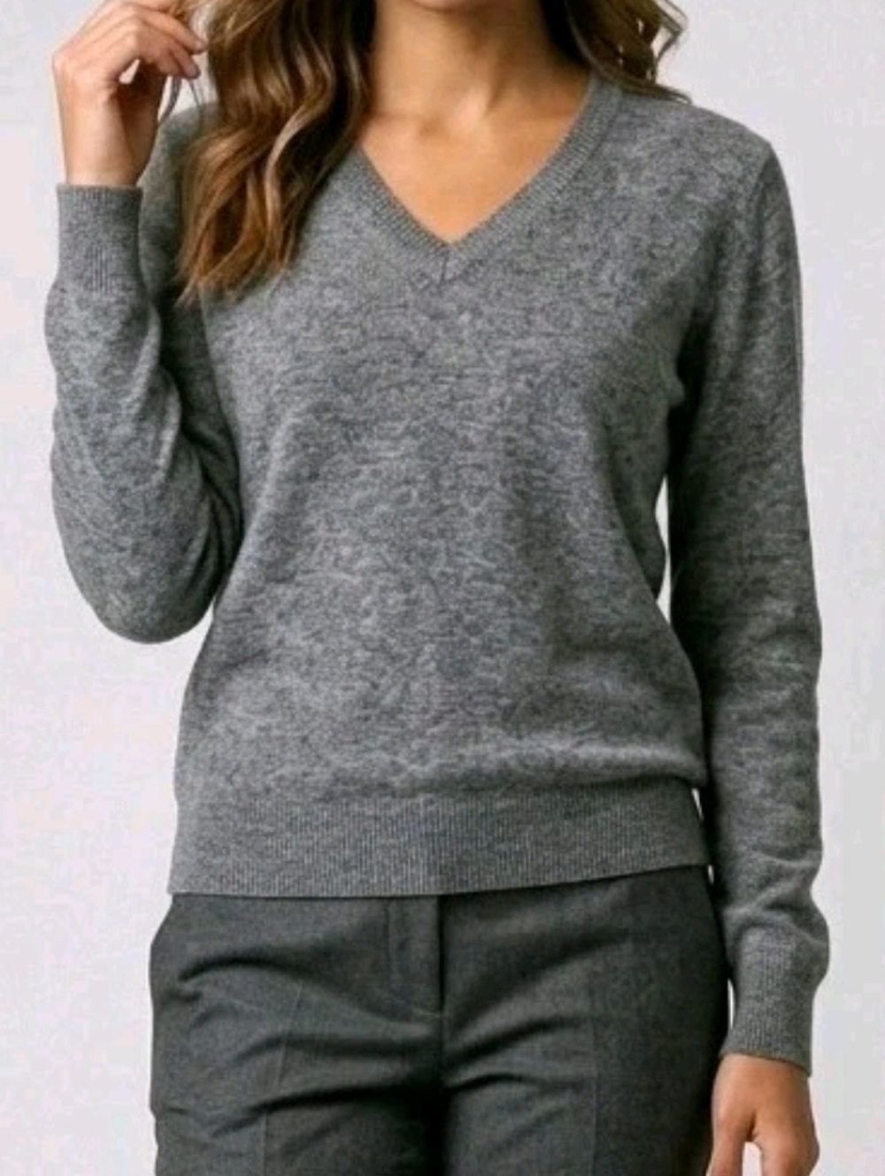 Kirkland Sweater Womens Small Gray 100% Cashmere V-Neck Minimalist Quiet Luxury